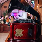 Vintage Art Hotel *