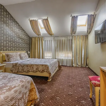 Vintage Art Hotel *